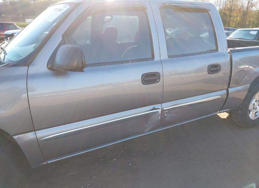 Photo 6 of 2006 Gmc Sierra 1500 SL (VIN 2GTEC13V761352550)