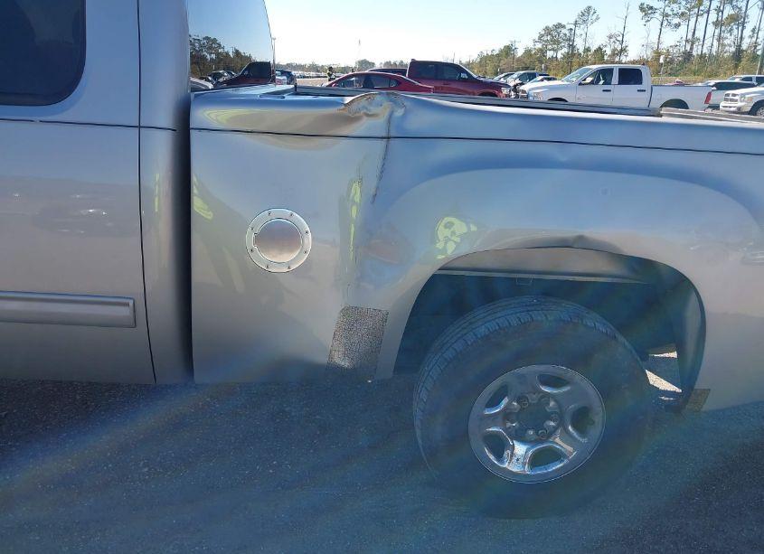 Photo 6 of 2007 Gmc Sierra 1500 SLE1 (VIN 2GTEC19JX71647888)