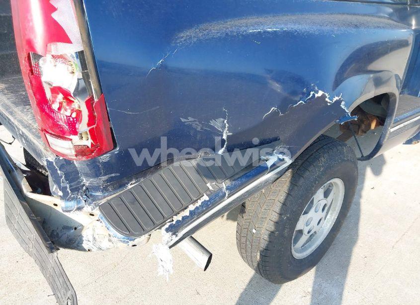 Photo 12 of 1994 Gmc Sierra C1500 (VIN 2GTEC19K4R1520758)