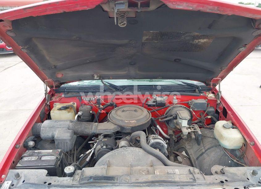 Photo 10 of 1994 Gmc Sierra C1500 (VIN 2GTEC19K8R1513604)