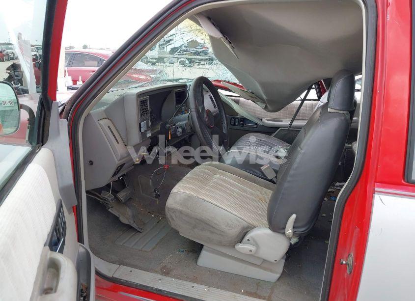 Photo 5 of 1994 Gmc Sierra C1500 (VIN 2GTEC19K8R1513604)