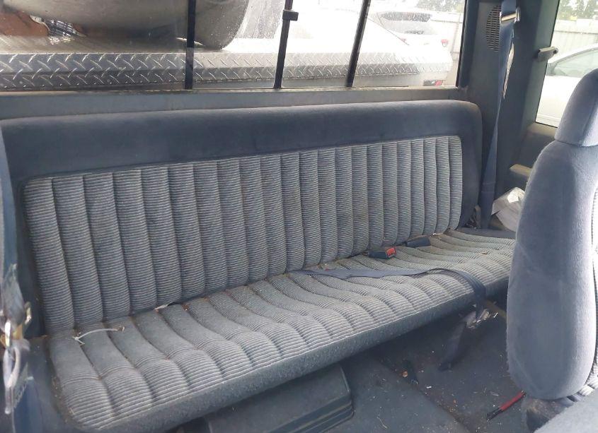 Photo 8 of 1994 Gmc Sierra C1500 (VIN 2GTEC19KXR1526435)
