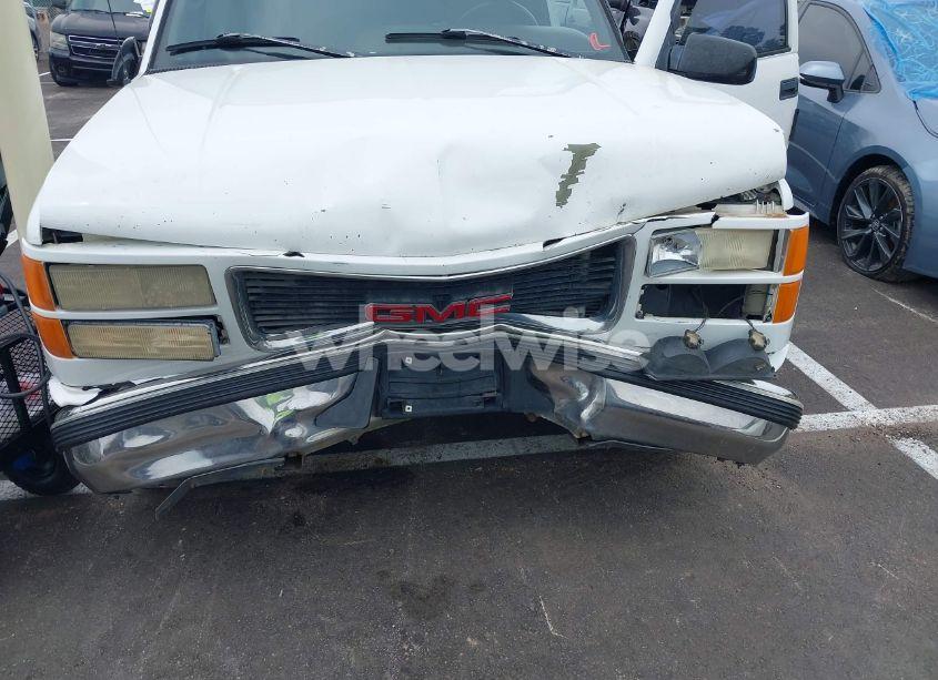 Photo 6 of 1996 Gmc Sierra C1500 (VIN 2GTEC19R6T1533497)