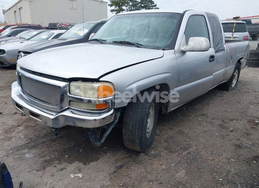 Photo 2 of 2003 Gmc Sierra 1500 SLE (VIN 2GTEC19T031409690)