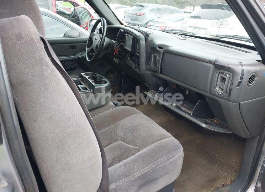 Photo 5 of 2003 Gmc Sierra 1500 SLE (VIN 2GTEC19T031409690)