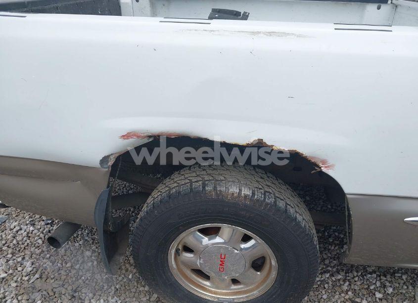 Photo 14 of 2001 Gmc Sierra 1500 SLE (VIN 2GTEC19T411367053)