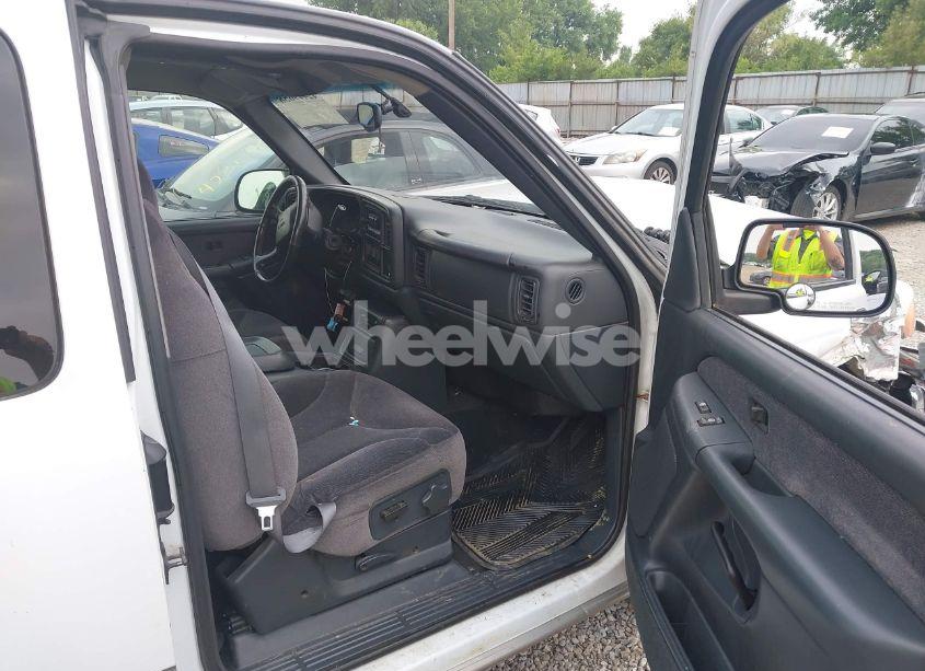 Photo 5 of 2001 Gmc Sierra 1500 SLE (VIN 2GTEC19T411367053)