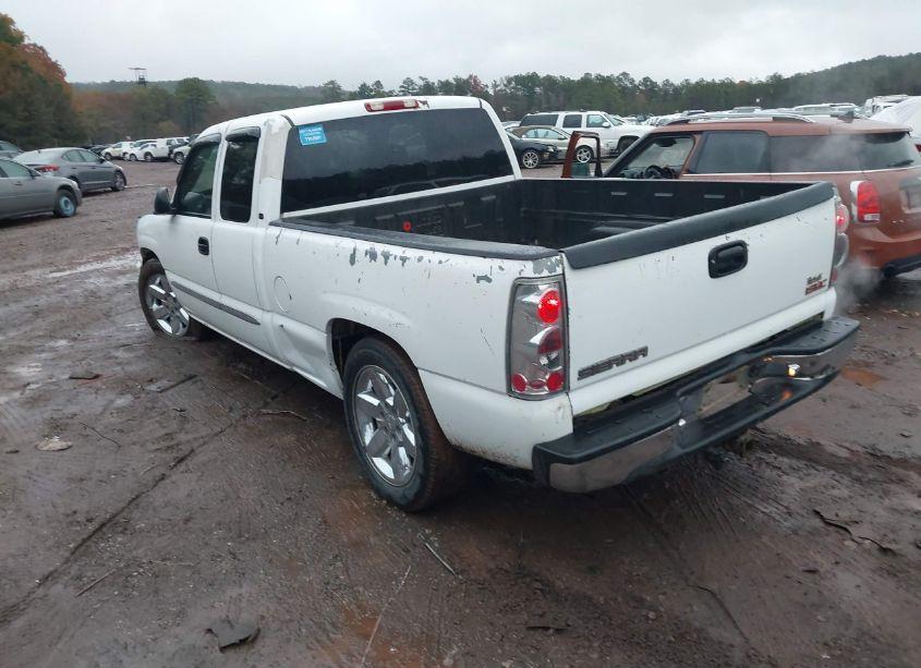 Photo 3 of 2003 Gmc Sierra 1500 SLE (VIN 2GTEC19T431373664)