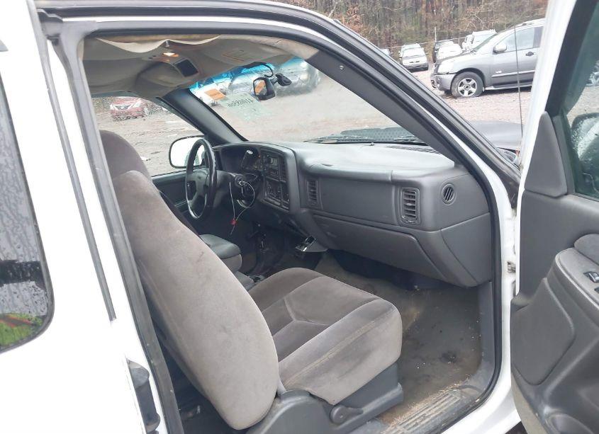 Photo 5 of 2003 Gmc Sierra 1500 SLE (VIN 2GTEC19T431373664)