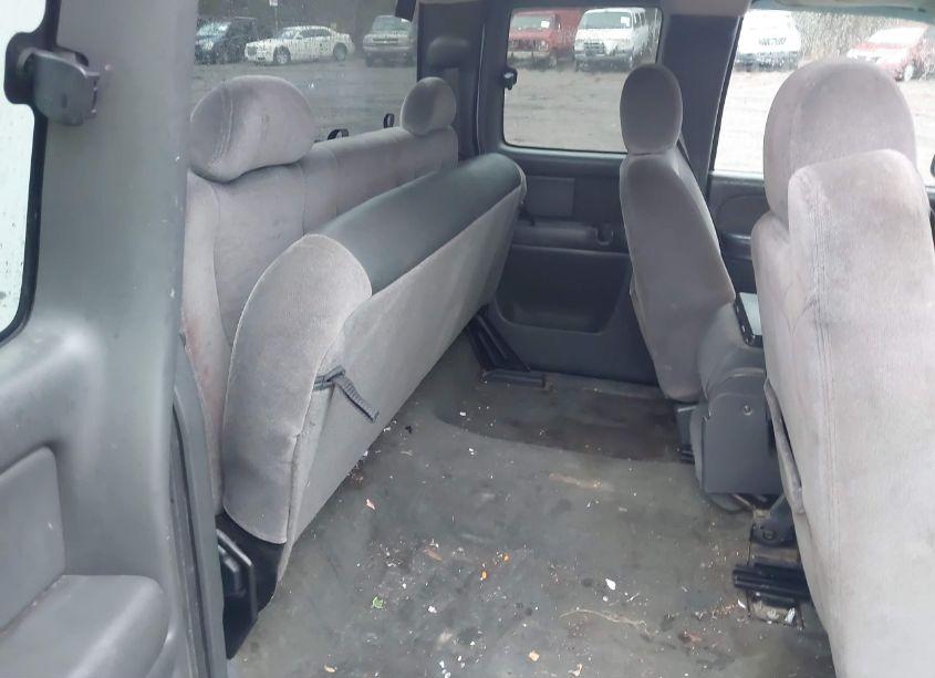 Photo 8 of 2003 Gmc Sierra 1500 SLE (VIN 2GTEC19T431373664)