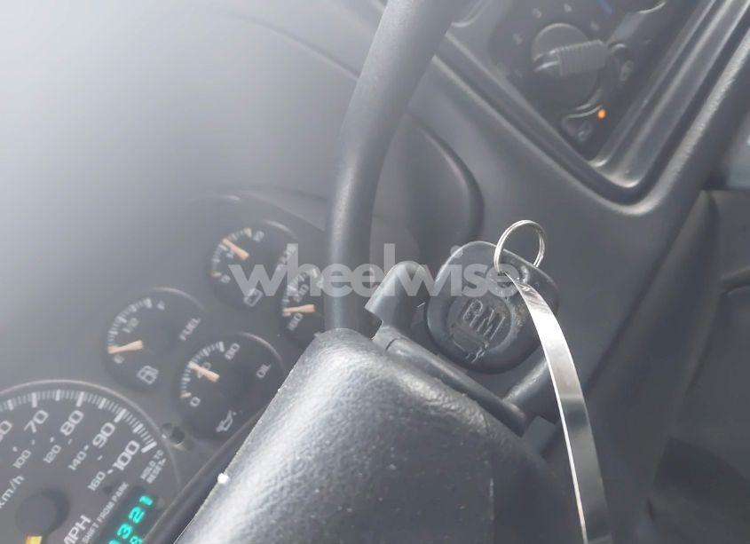 Photo 11 of 2001 Gmc Sierra 1500 SLE (VIN 2GTEC19T511228128)