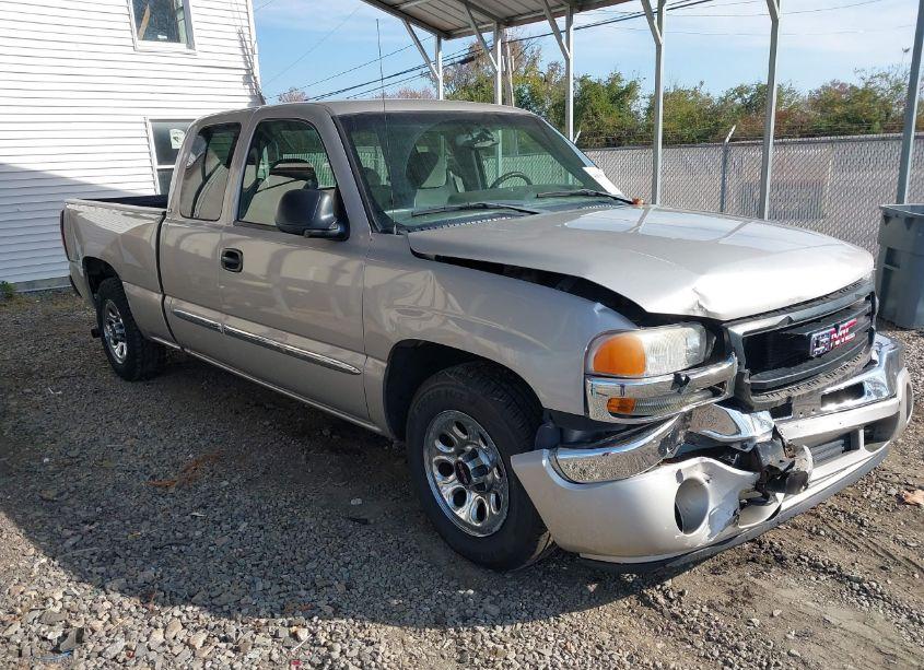 2005 Gmc Sierra 1500 SLE (VIN 2GTEC19T551279747) main photo