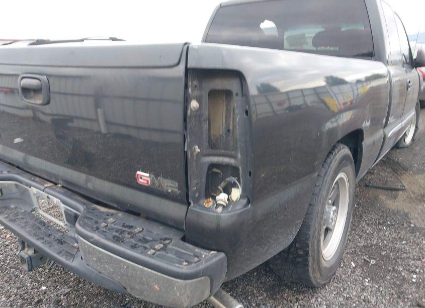 Photo 21 of 2003 Gmc Sierra 1500 SLE (VIN 2GTEC19T731380205)