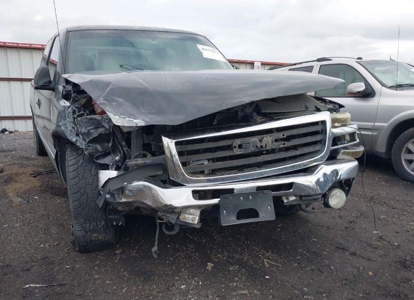 Photo 6 of 2003 Gmc Sierra 1500 SLE (VIN 2GTEC19T731380205)