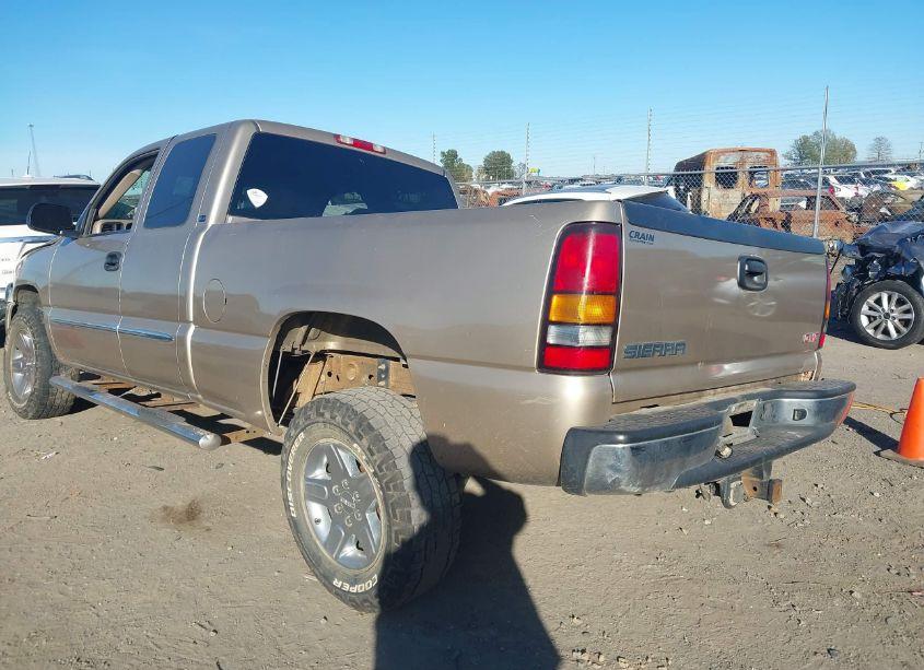 Photo 3 of 2004 Gmc Sierra 1500 SLE (VIN 2GTEC19T841276629)