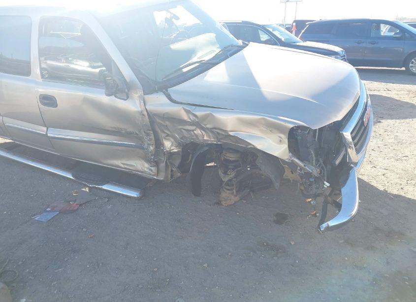 Photo 6 of 2004 Gmc Sierra 1500 SLE (VIN 2GTEC19T841276629)