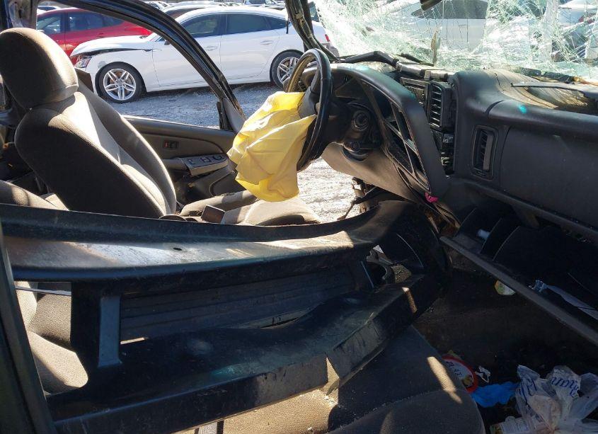 Photo 5 of 2004 Gmc Sierra 1500 SLE (VIN 2GTEC19T941293195)