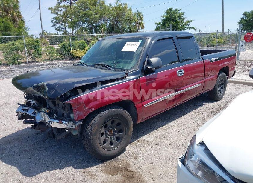 Photo 2 of 2004 Gmc Sierra 1500 SLE (VIN 2GTEC19T941307337)