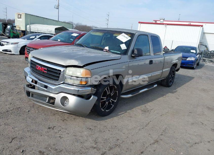 Photo 2 of 2003 Gmc Sierra 1500 SLE (VIN 2GTEC19V031121587)