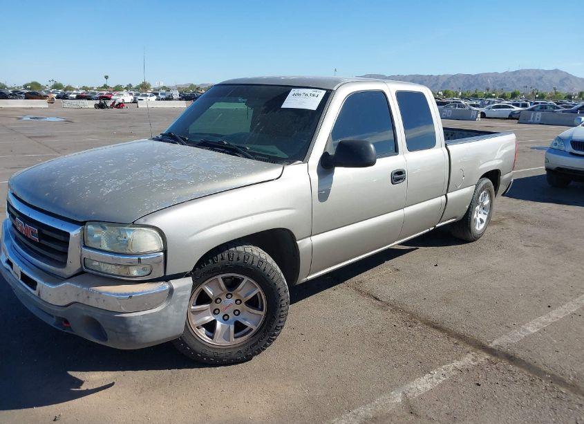 2003 Gmc Sierra 1500 (VIN 2GTEC19V331334128) main photo