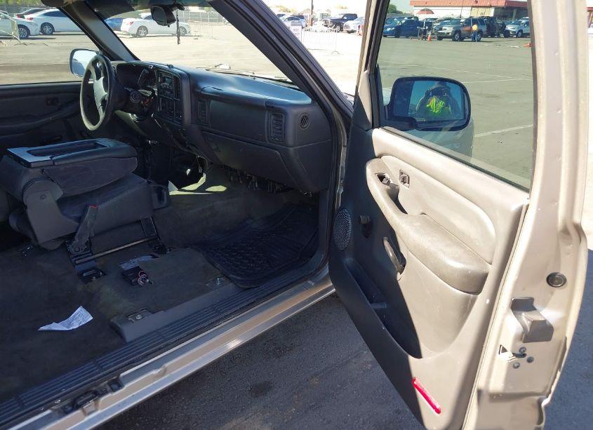 Photo 4 of 2003 Gmc Sierra 1500 (VIN 2GTEC19V331334128)