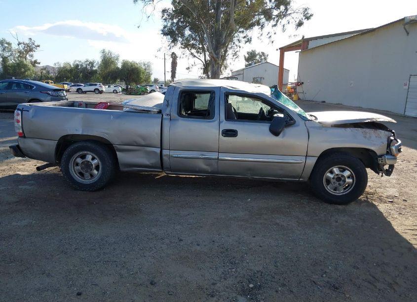 Photo 12 of 2003 Gmc Sierra 1500 SLE (VIN 2GTEC19V431136884)