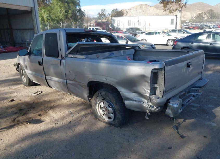 Photo 3 of 2003 Gmc Sierra 1500 SLE (VIN 2GTEC19V431136884)