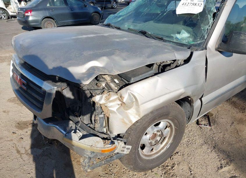 Photo 6 of 2003 Gmc Sierra 1500 SLE (VIN 2GTEC19V431136884)