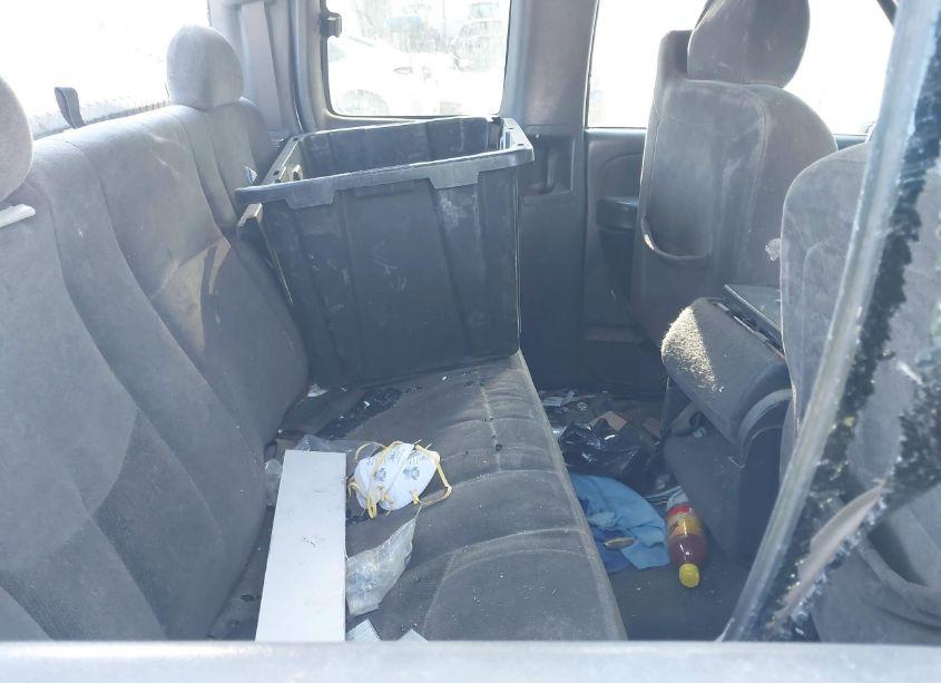 Photo 8 of 2003 Gmc Sierra 1500 SLE (VIN 2GTEC19V431136884)