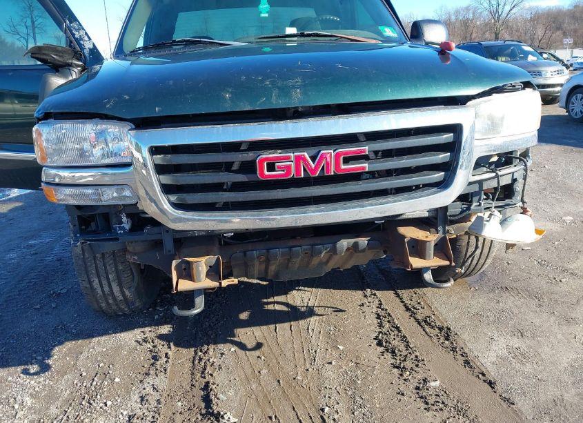 Photo 14 of 2003 Gmc Sierra 1500 SLE (VIN 2GTEC19V631255715)