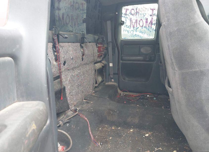 Photo 8 of 2002 Gmc Sierra 1500 SL (VIN 2GTEC19V921117391)