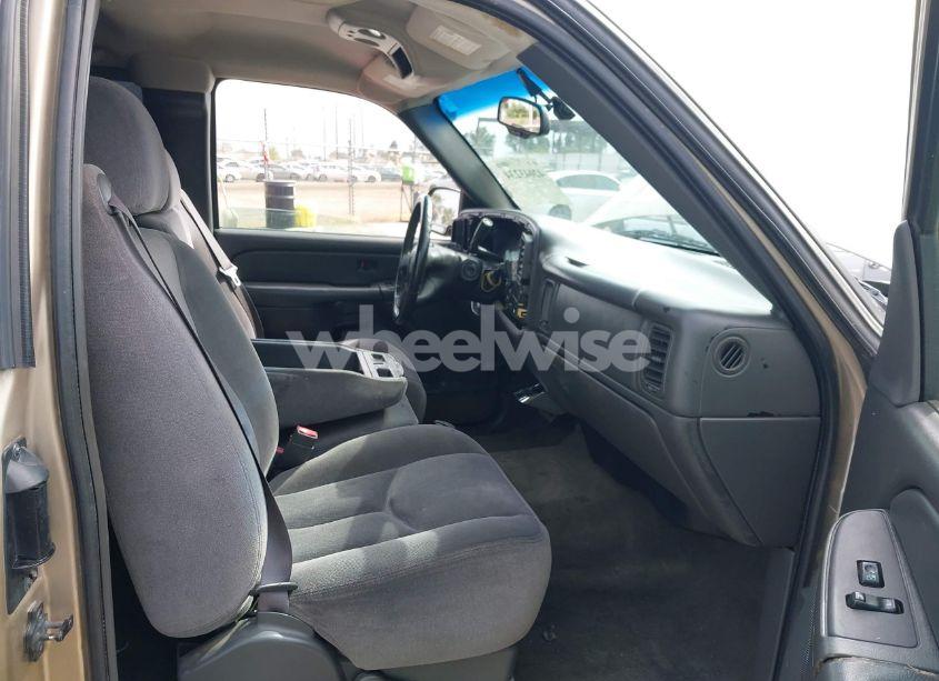 Photo 5 of 2004 Gmc Sierra 1500 SLE (VIN 2GTEC19V941151253)