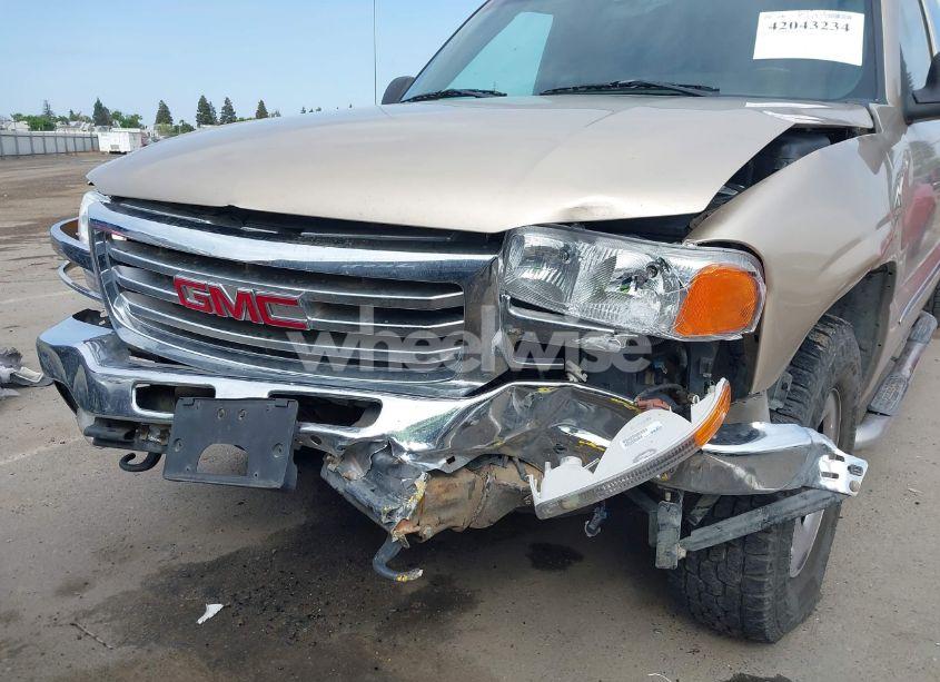 Photo 6 of 2004 Gmc Sierra 1500 SLE (VIN 2GTEC19V941151253)