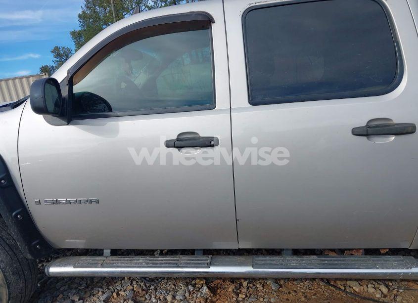 Photo 14 of 2007 Gmc Sierra 1500 WORK TRUCK (VIN 2GTEK13C171612816)