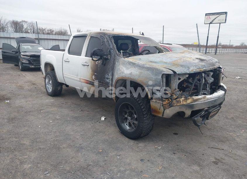 2008 Gmc Sierra 1500 SLT (VIN 2GTEK13M281239134) main photo
