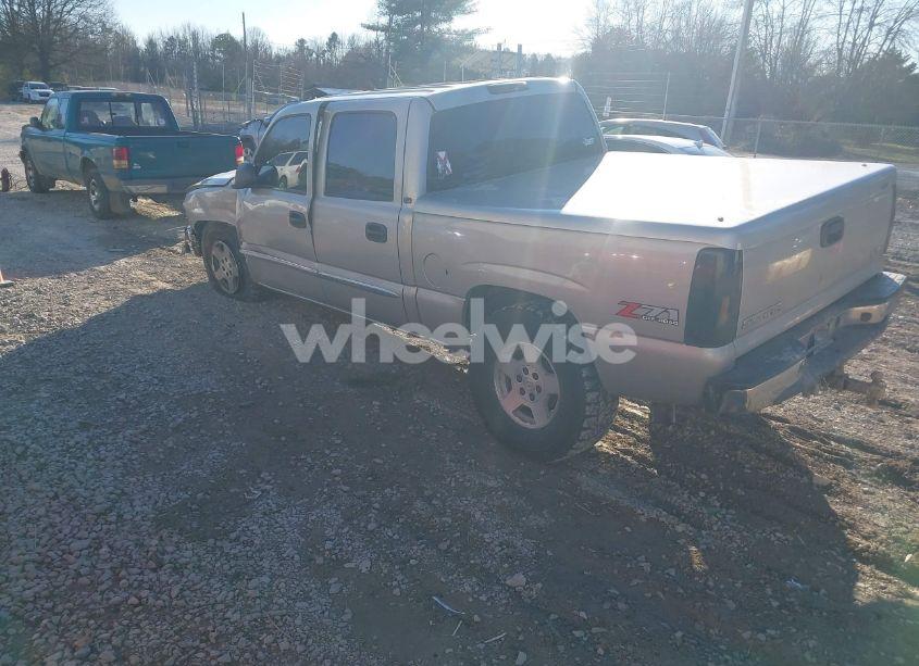 Photo 3 of 2005 Gmc Sierra 1500 SLE (VIN 2GTEK13T351150045)