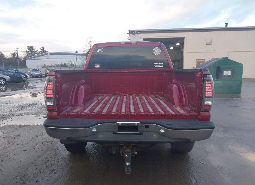 Photo 16 of 2005 Gmc Sierra 1500 SLE (VIN 2GTEK13T651296777)