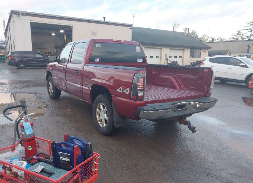 Photo 3 of 2005 Gmc Sierra 1500 SLE (VIN 2GTEK13T651296777)