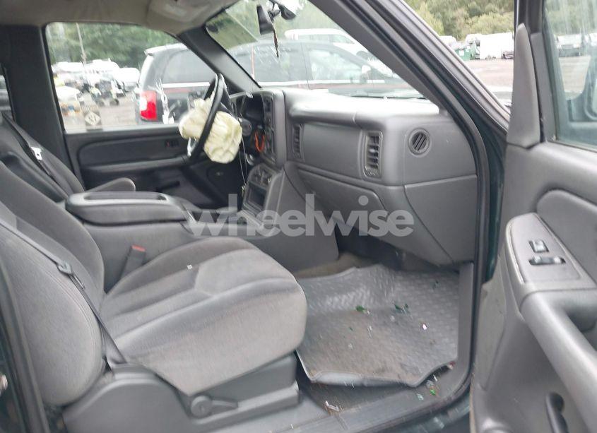 Photo 5 of 2004 Gmc Sierra 1500 SLE (VIN 2GTEK13T841372062)