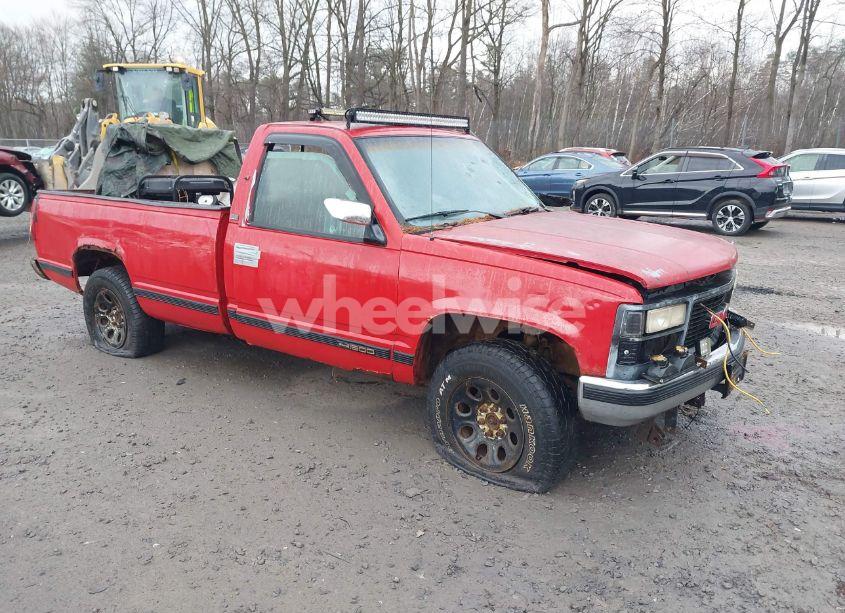 1988 Gmc Gmt-400 K1500 (VIN 2GTEK14K6J1574447) main photo