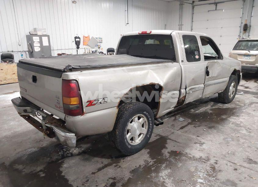 Photo 4 of 2005 Gmc Sierra 1500 SLE (VIN 2GTEK19B351293334)