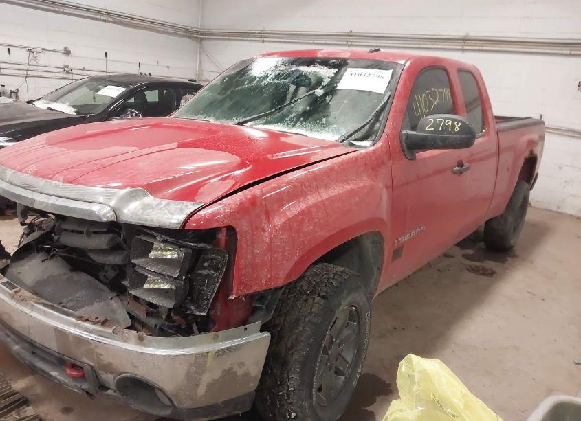 Photo 2 of 2007 Gmc Sierra 1500 SLE1 (VIN 2GTEK19J471678413)