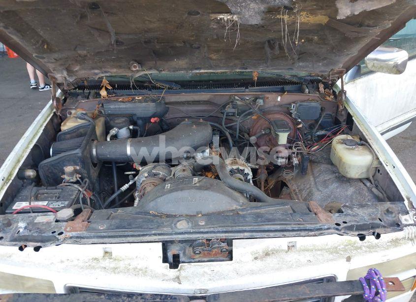 Photo 10 of 1994 Gmc Sierra K1500 (VIN 2GTEK19K2R1579505)