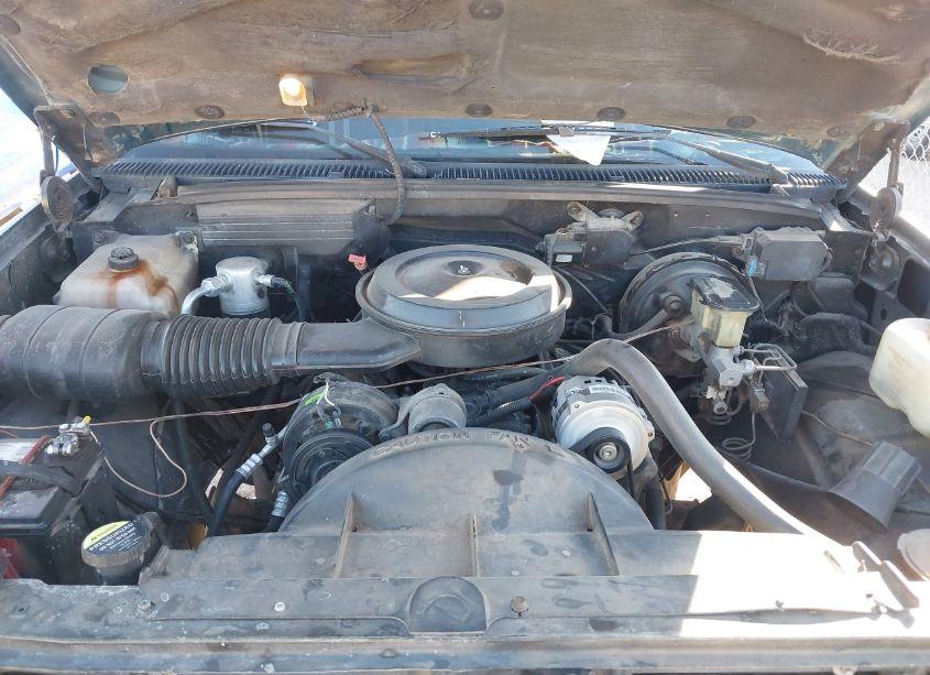 Photo 10 of 1992 Gmc Sierra K1500 (VIN 2GTEK19K3N1515726)