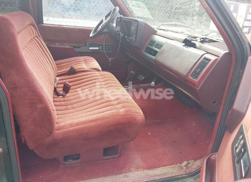 Photo 5 of 1991 Gmc Sierra K1500 (VIN 2GTEK19K4M1552847)