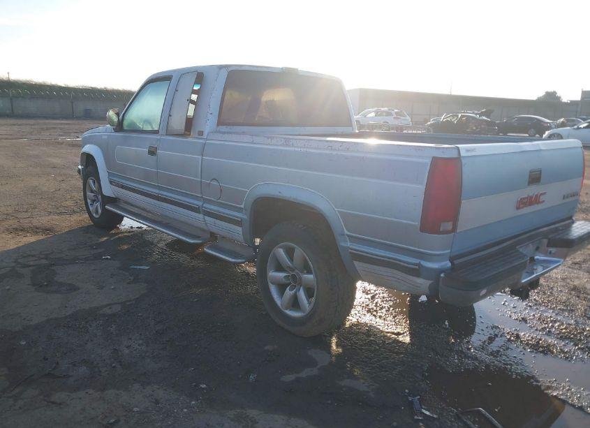 Photo 3 of 1990 Gmc Sierra K1500 (VIN 2GTEK19K5L1558378)