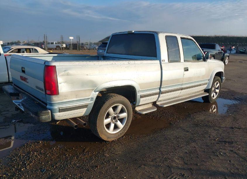 Photo 4 of 1990 Gmc Sierra K1500 (VIN 2GTEK19K5L1558378)