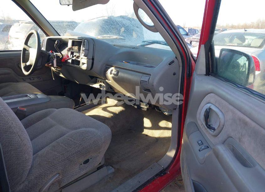 Photo 5 of 1995 Gmc Sierra K1500 (VIN 2GTEK19K6S1569114)