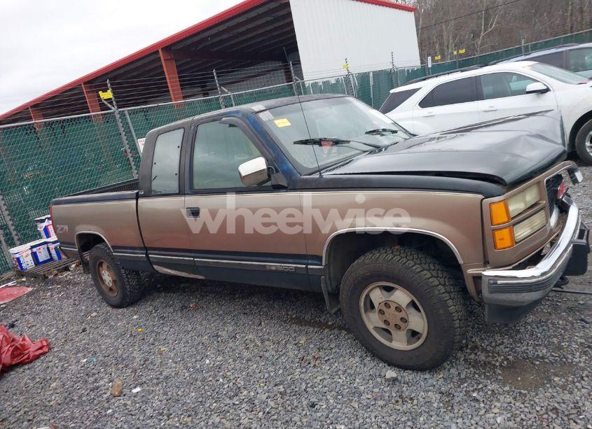 Photo 13 of 1994 Gmc Sierra K1500 (VIN 2GTEK19KXR1530875)