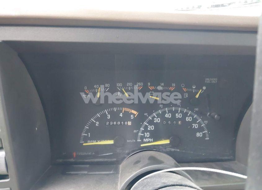 Photo 7 of 1994 Gmc Sierra K1500 (VIN 2GTEK19KXR1530875)